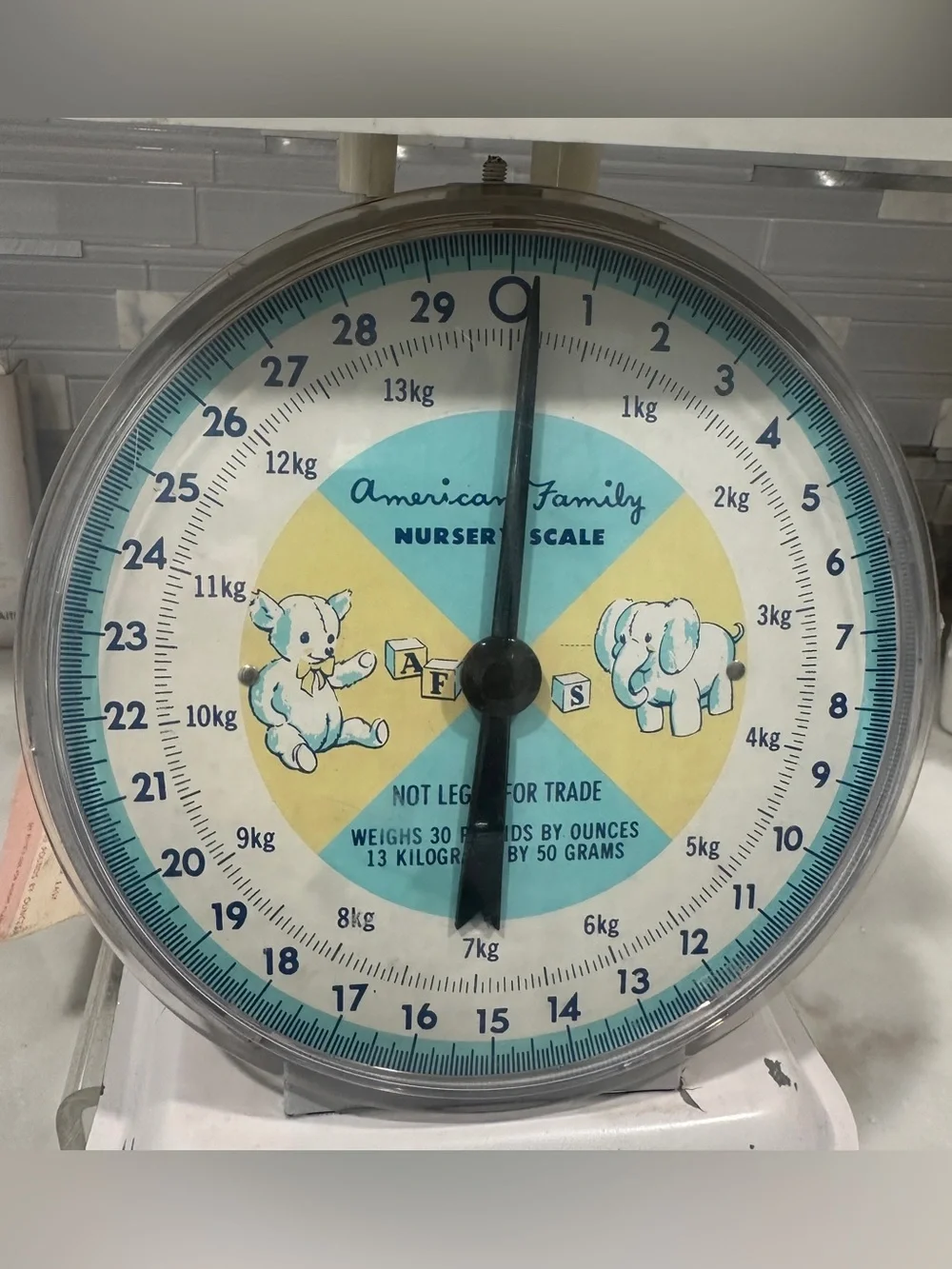 Vintage American Family Nurser Baby Scale – 30 lbs